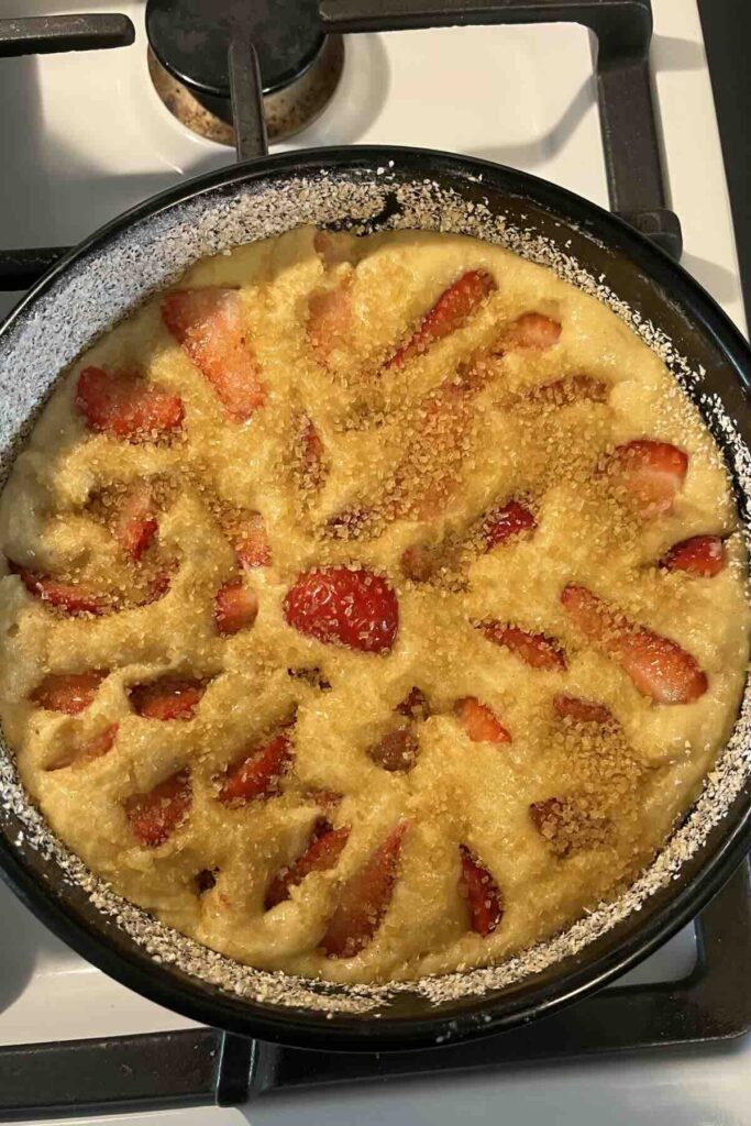 turbinado sugar on strawberry cake.