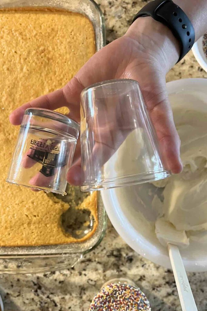 dot cake container.